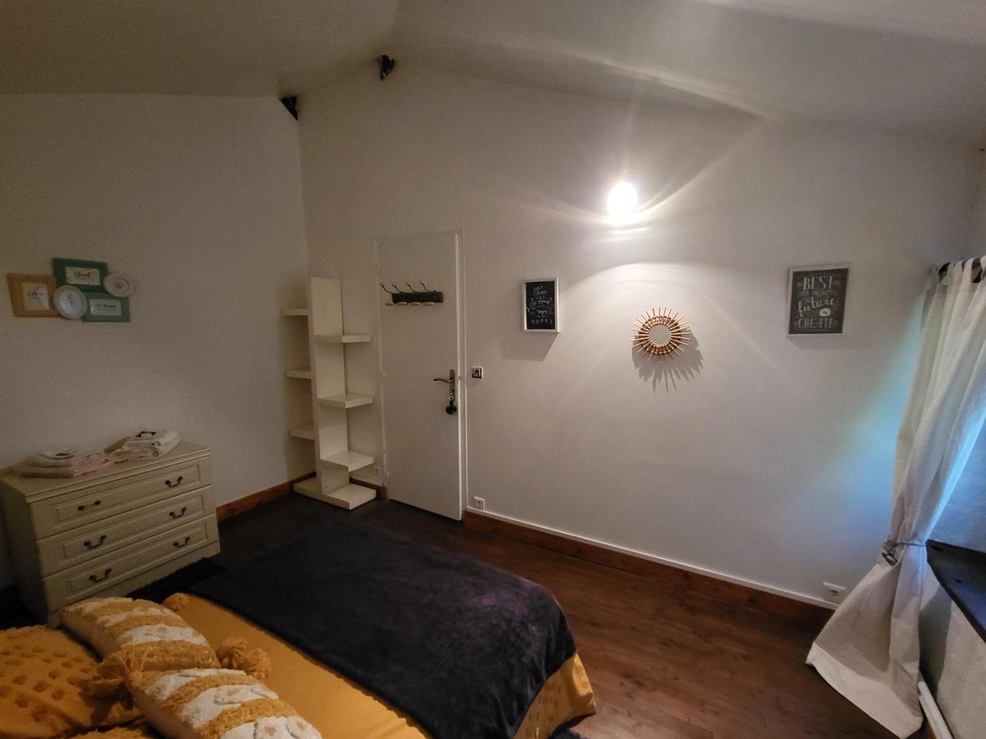 Chambres D Hotes L'Agape Saint-Martial-sur-Isop Стая снимка