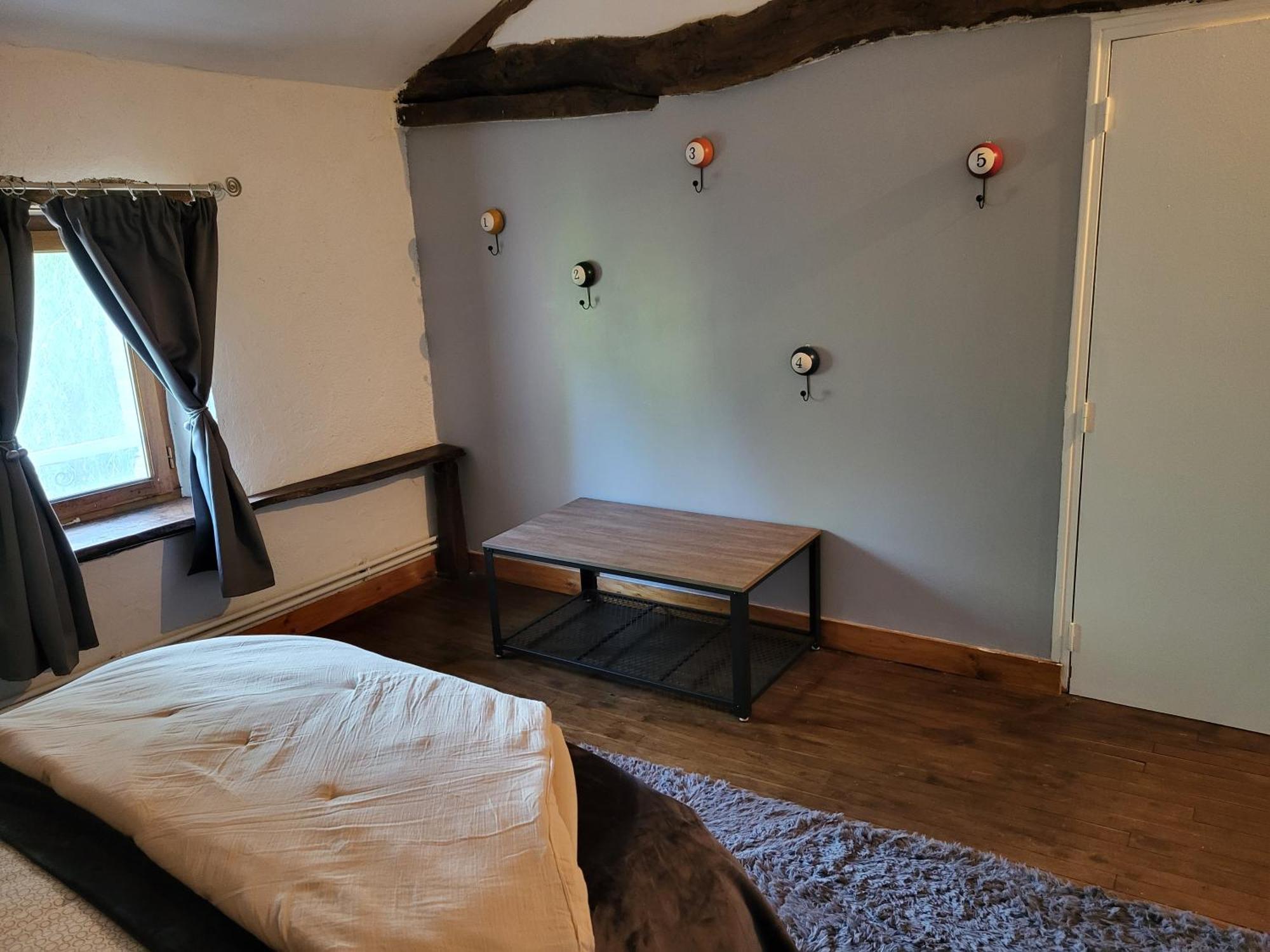 Chambres D Hotes L'Agape Saint-Martial-sur-Isop Стая снимка